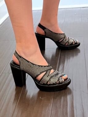 VTG Rocco P INCREDIBLE QUALITY Leather Silver Studded Strappy Block Heel 39